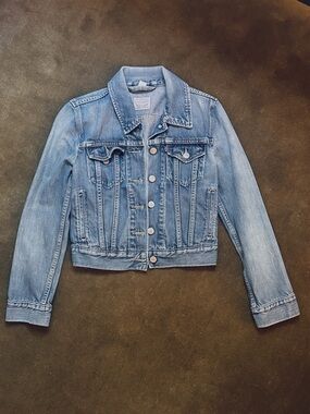 Levi's Light Blue Women's Denim Jacket vintage